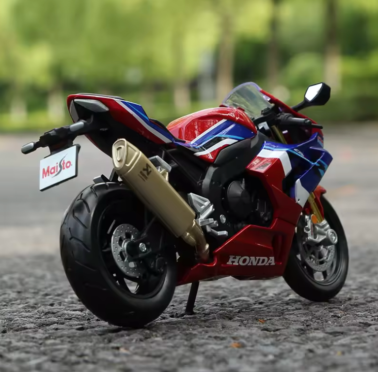 1:12 CBR 1000RR-R Fireblade