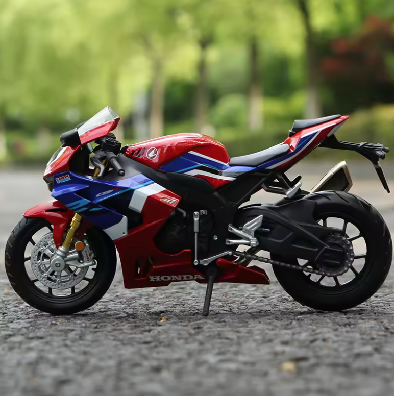 1:12 CBR 1000RR-R Fireblade