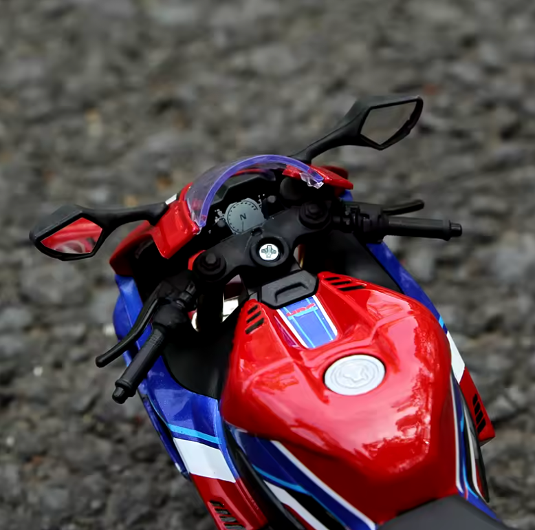 1:12 CBR 1000RR-R Fireblade